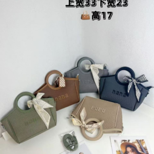Women's Handbag - Image 9